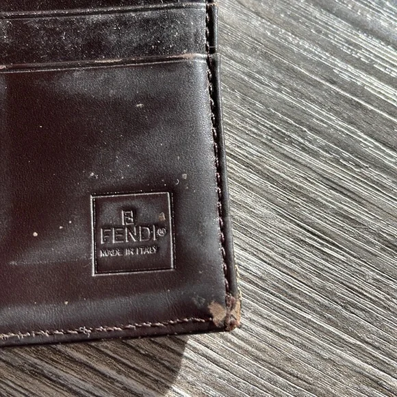 **Sold** Vintage FENDI long wallet - Picture 6 of 7